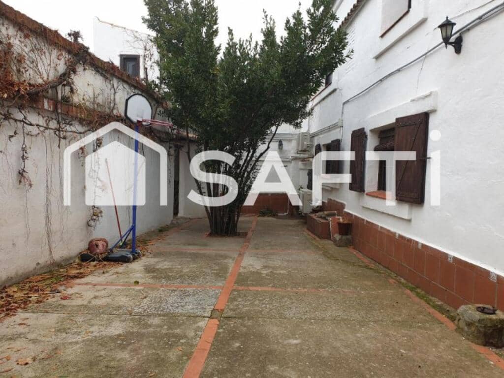 13 soveværelse Villa til salg i Nambroca med garage - € 773.000 (Ref: 9252019)