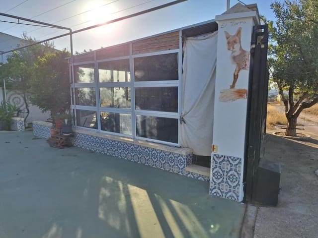 8 bedroom Finca/Country House for sale in Villena with pool garage - € 210,000 (Ref: 9255040)