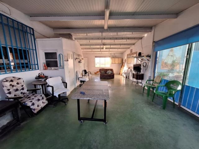 8 bedroom Finca/Country House for sale in Villena with pool garage - € 210,000 (Ref: 9255040)