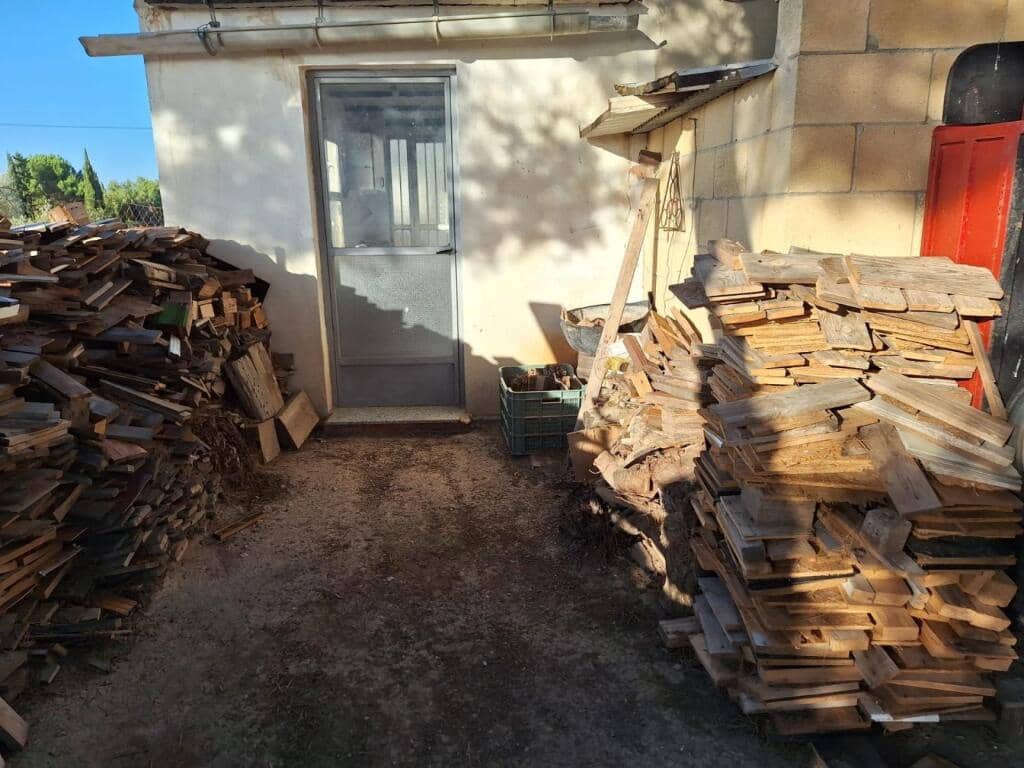 8 sypialnia Finka/Dom wiejski na sprzedaż w Villena z basenem garażem - 210 000 € (Ref: 9255040)