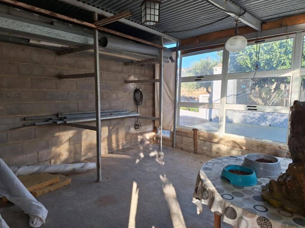 8 sypialnia Finka/Dom wiejski na sprzedaż w Villena z basenem garażem - 210 000 € (Ref: 9255040)