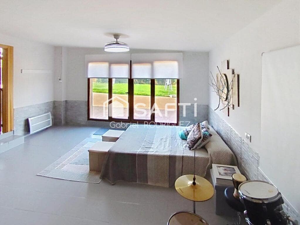 4 soveværelse Villa til salg i Badajoz by med swimmingpool - € 340.000 (Ref: 9255041)