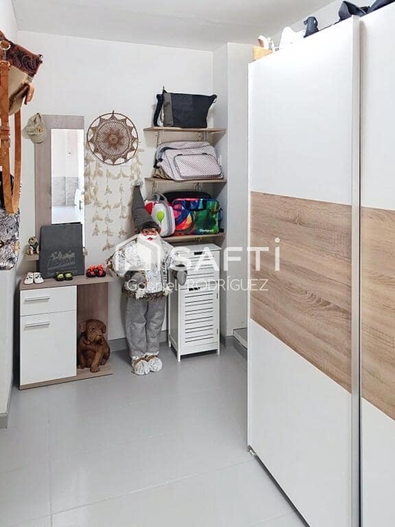 4 soveværelse Villa til salg i Badajoz by med swimmingpool - € 340.000 (Ref: 9255041)