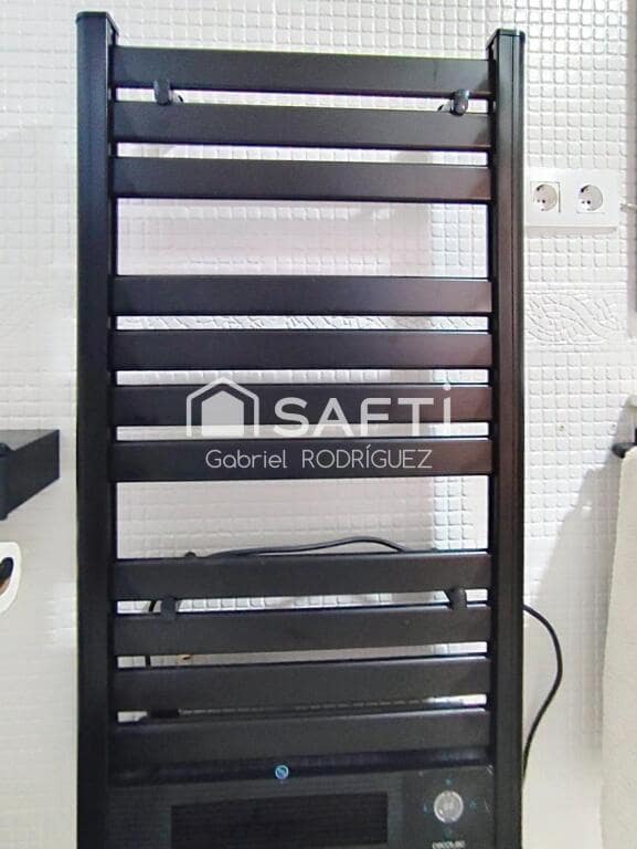 4 soveværelse Villa til salg i Badajoz by med swimmingpool - € 340.000 (Ref: 9255041)