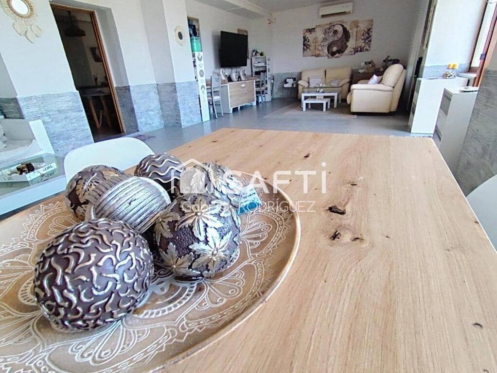 4 soveværelse Villa til salg i Badajoz by med swimmingpool - € 340.000 (Ref: 9255041)