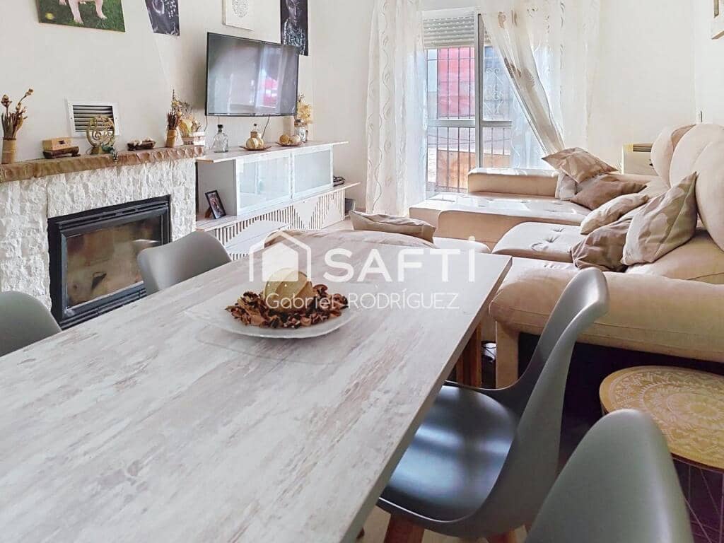 4 soveværelse Villa til salg i Badajoz by med swimmingpool - € 340.000 (Ref: 9255041)