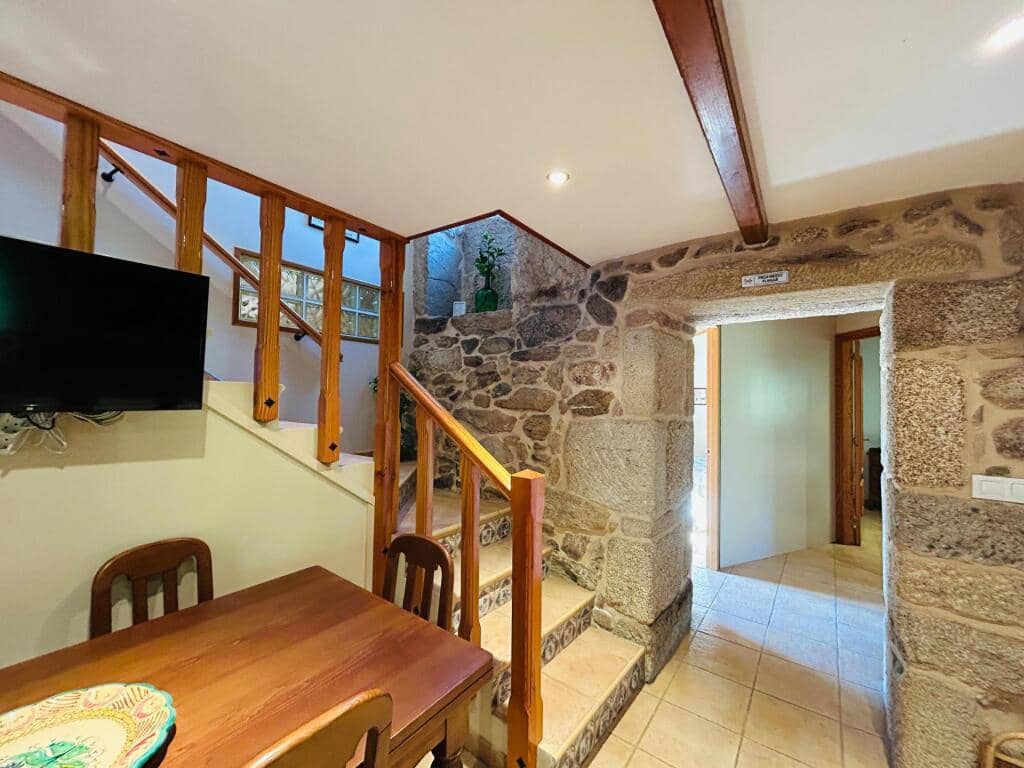 4 slaapkamer Finca/Landhuis te koop in Mondariz met garage - € 385.000 (Ref: 9255046)