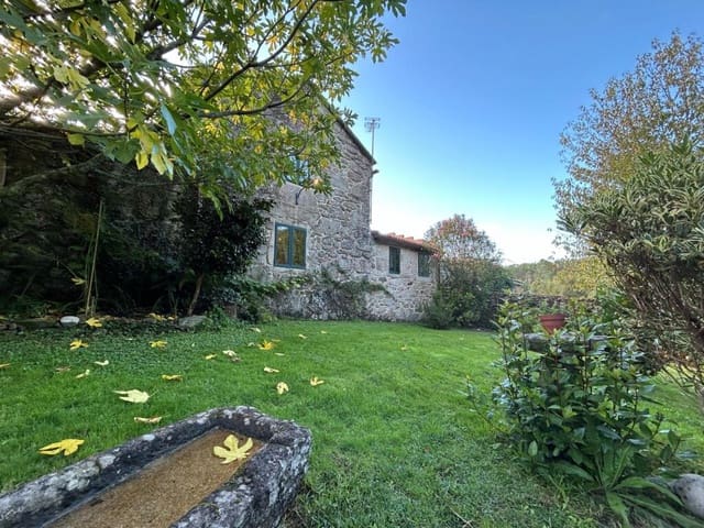 4 bedroom Finca/Country House for sale in Mondariz with garage - € 385,000 (Ref: 9255046)