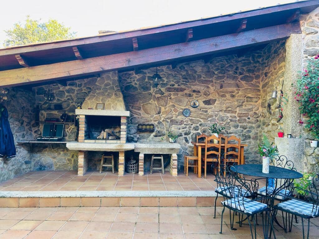 4 slaapkamer Finca/Landhuis te koop in Mondariz met garage - € 385.000 (Ref: 9255046)