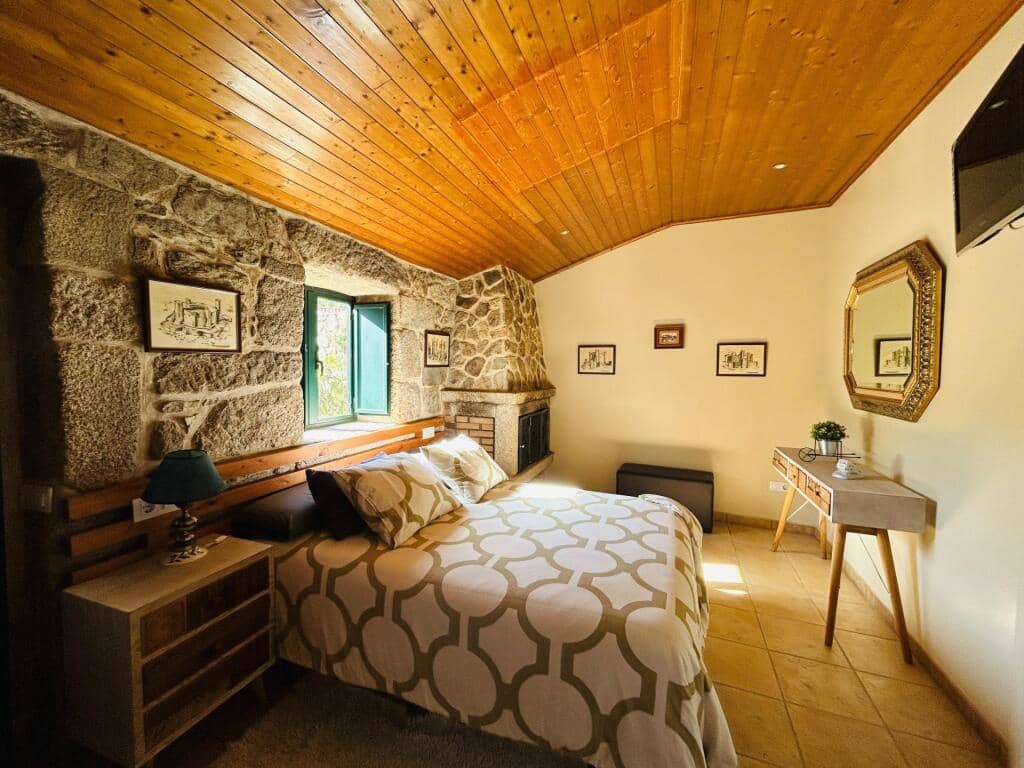 4 slaapkamer Finca/Landhuis te koop in Mondariz met garage - € 385.000 (Ref: 9255046)