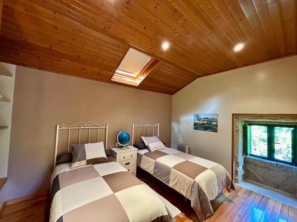 4 slaapkamer Finca/Landhuis te koop in Mondariz met garage - € 385.000 (Ref: 9255046)