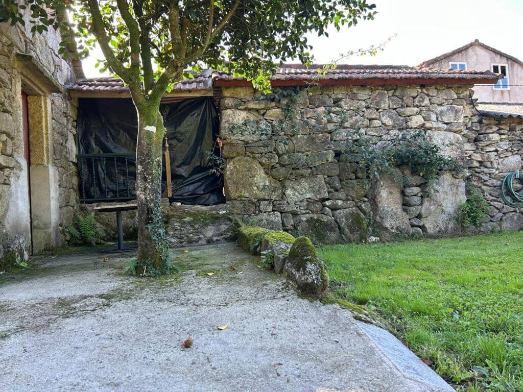 4 slaapkamer Finca/Landhuis te koop in Mondariz met garage - € 385.000 (Ref: 9255046)