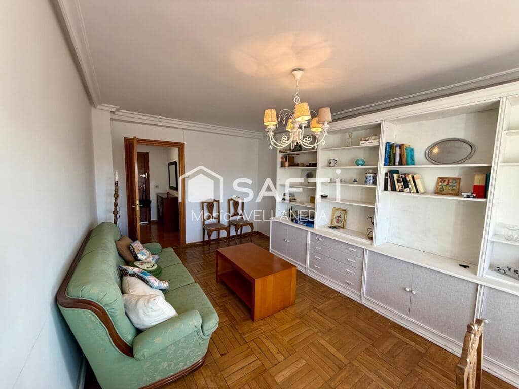 3 soveværelse Lejlighed til salg i San Andres del Rabanedo - € 110.000 (Ref: 9255047)