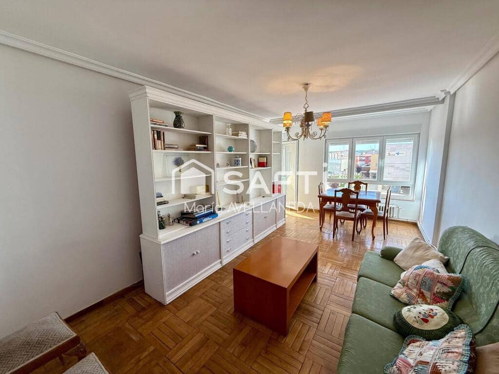 3 soveværelse Lejlighed til salg i San Andres del Rabanedo - € 110.000 (Ref: 9255047)