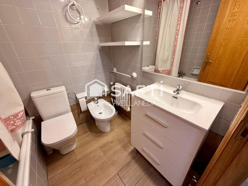 3 soveværelse Lejlighed til salg i San Andres del Rabanedo - € 110.000 (Ref: 9255047)