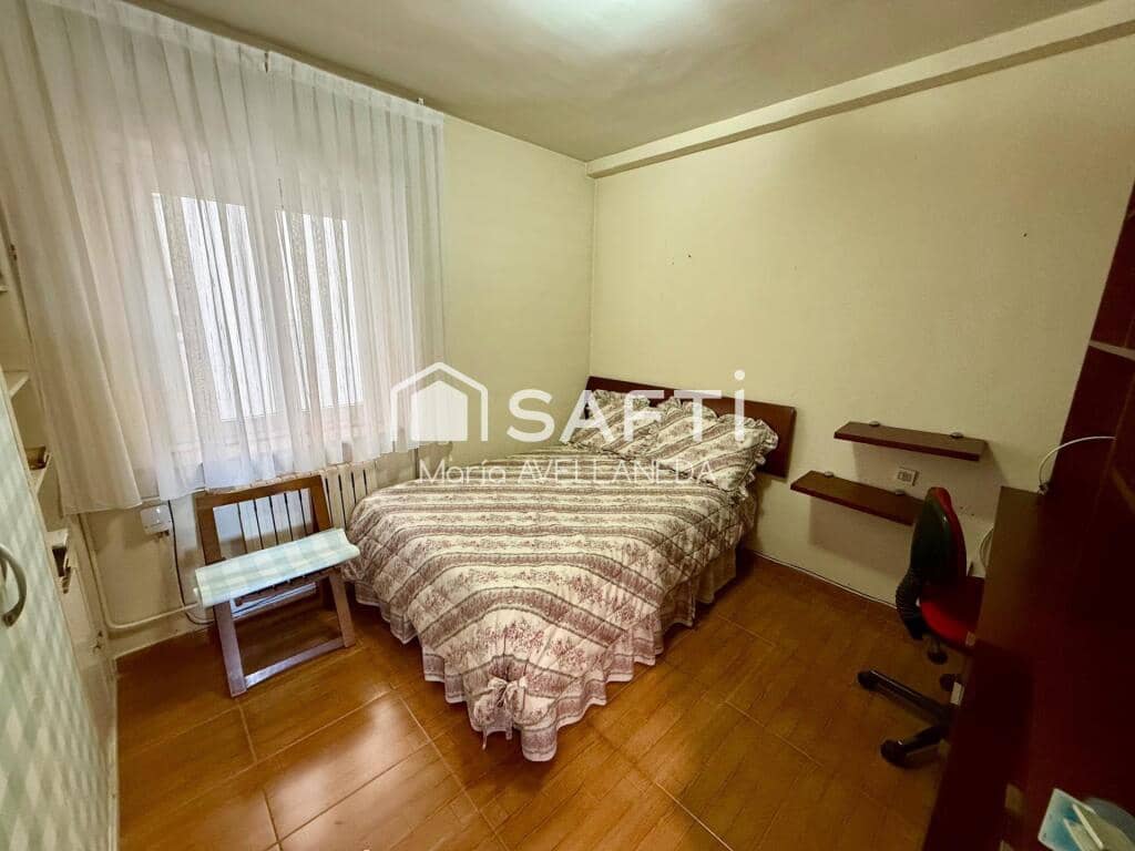 3 soveværelse Lejlighed til salg i San Andres del Rabanedo - € 110.000 (Ref: 9255047)