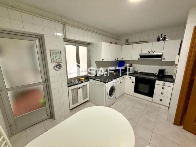 3 slaapkamer Appartement te koop in San Andrés del Rabanedo - € 110.000 (Ref: 9255047)