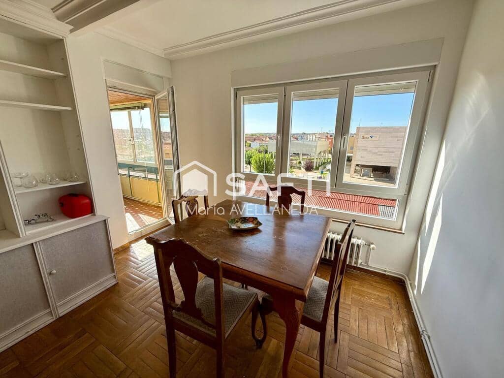 3 soveværelse Lejlighed til salg i San Andres del Rabanedo - € 110.000 (Ref: 9255047)