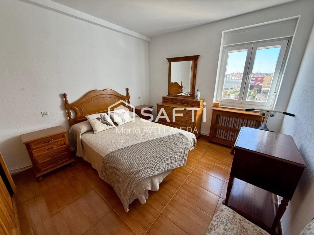 3 soveværelse Lejlighed til salg i San Andres del Rabanedo - € 110.000 (Ref: 9255047)