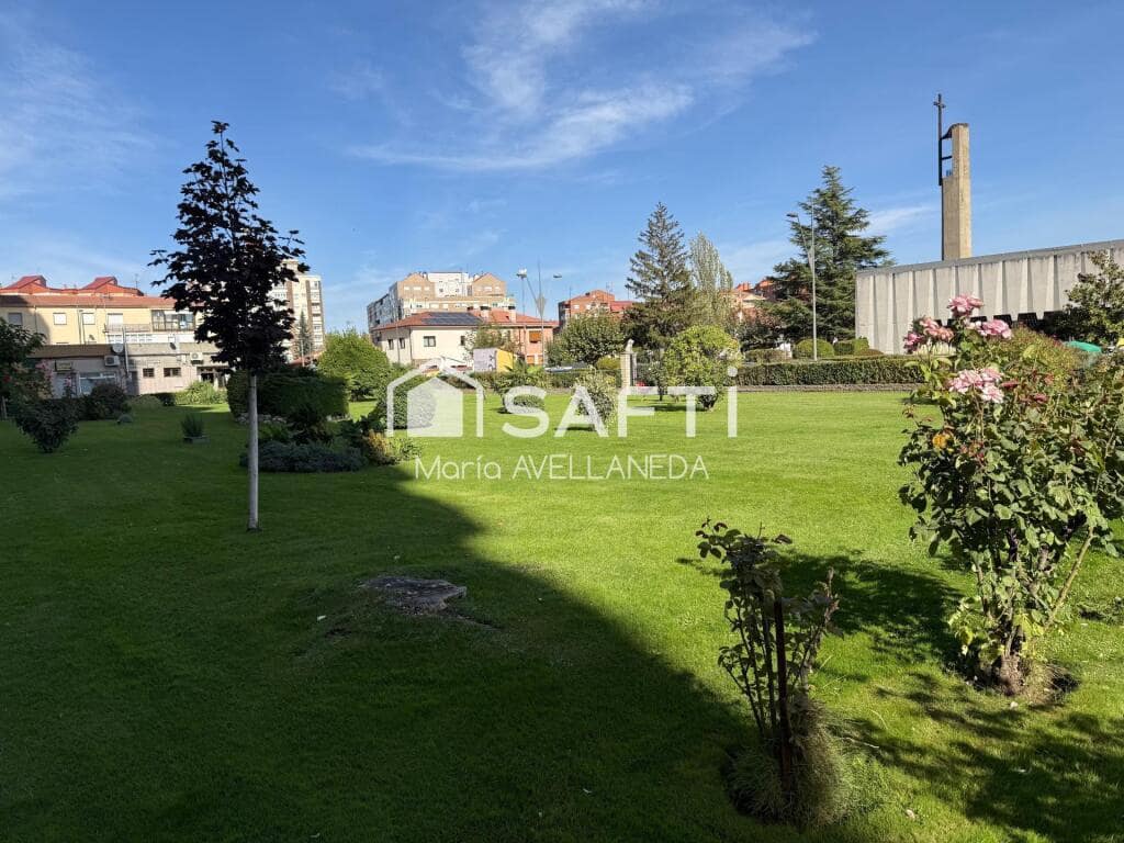 3 soveværelse Lejlighed til salg i San Andres del Rabanedo - € 110.000 (Ref: 9255047)