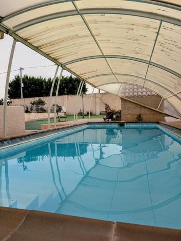 4 soverom Villa til salgs i Cañada del Fenollar, Alicante by med svømmebasseng garasje - € 524 000 (Ref: 9257130)