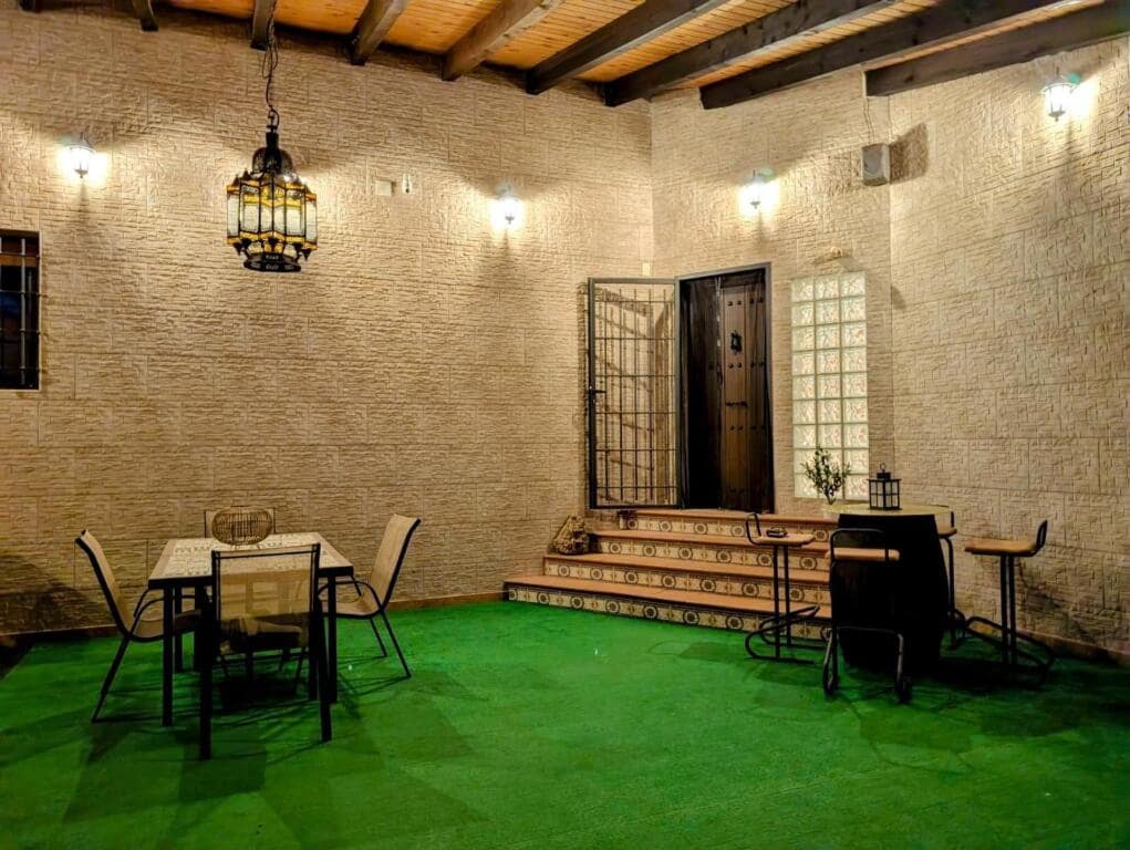 4 soverom Villa til salgs i Alicante by med svømmebasseng garasje - € 524 000 (Ref: 9257130)