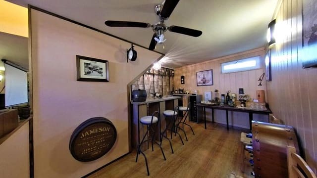 4 soverom Villa til salgs i Cañada del Fenollar, Alicante by med svømmebasseng garasje - € 524 000 (Ref: 9257130)