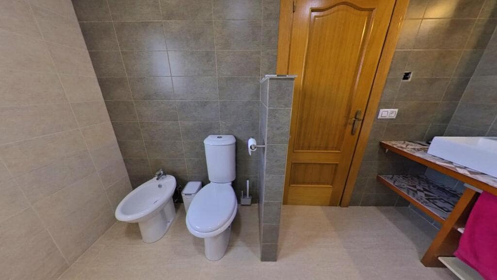 4 soverom Villa til salgs i Alicante by med svømmebasseng garasje - € 524 000 (Ref: 9257130)