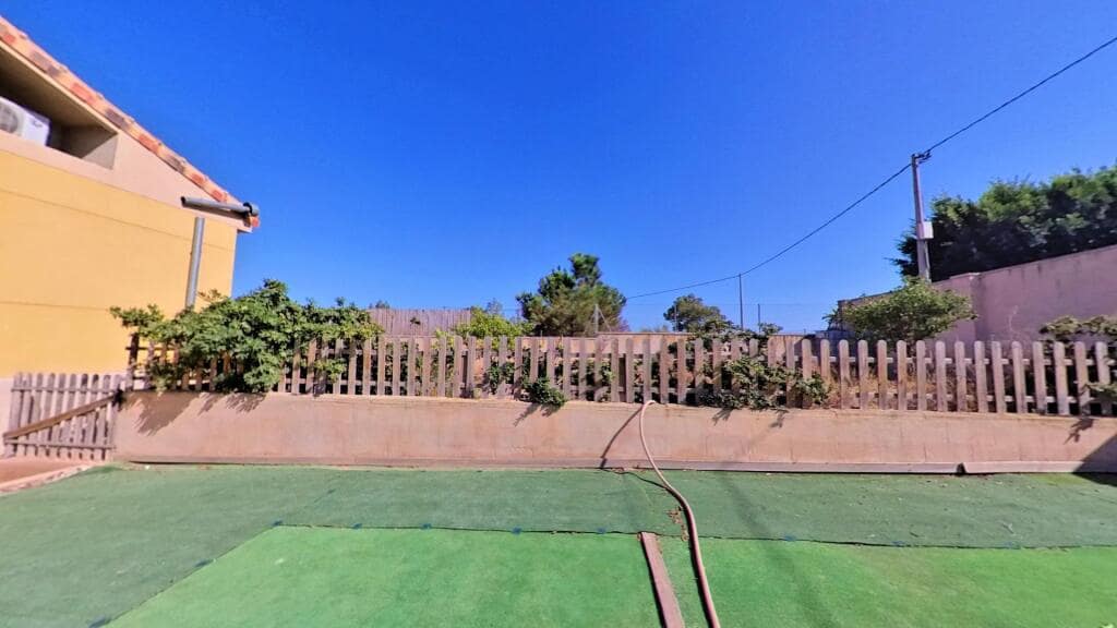 4 soverom Villa til salgs i Alicante by med svømmebasseng garasje - € 524 000 (Ref: 9257130)