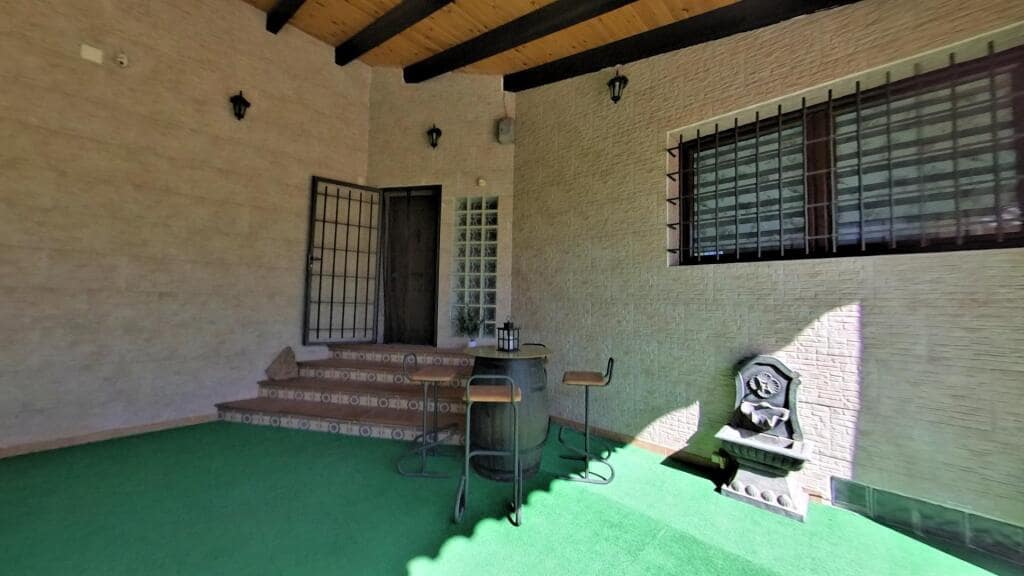 4 soverom Villa til salgs i Alicante by med svømmebasseng garasje - € 524 000 (Ref: 9257130)