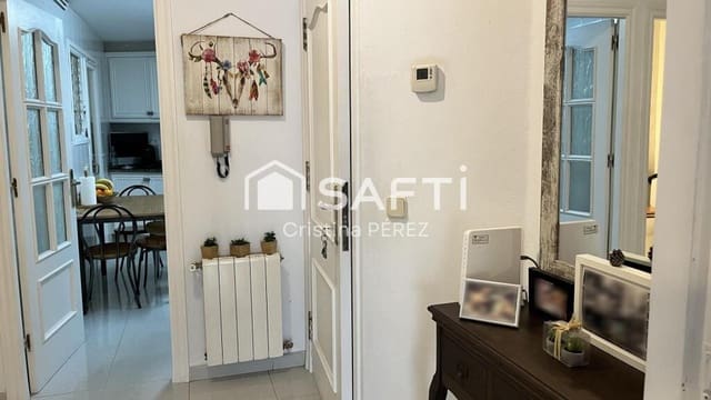 4 chambre Villa/Maison Mitoyenne à vendre à Blanes - 399 000 € (Ref: 9257133)
