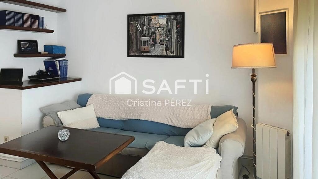 4 soveværelse Rækkehus til salg i Blanes - € 399.000 (Ref: 9257133)