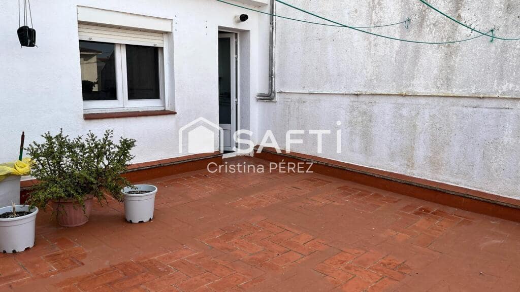 4 soveværelse Rækkehus til salg i Blanes - € 399.000 (Ref: 9257133)