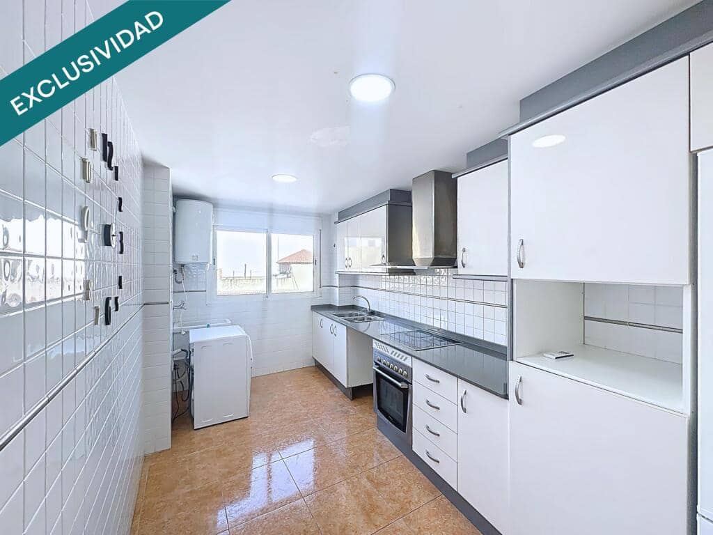 3 soveværelse Lejlighed til salg i Miramar med garage - € 160.000 (Ref: 9257139)