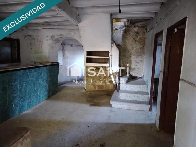 4 bedroom Finca/Country House for sale in Pazos de Borbén - € 150,000 (Ref: 9257141)