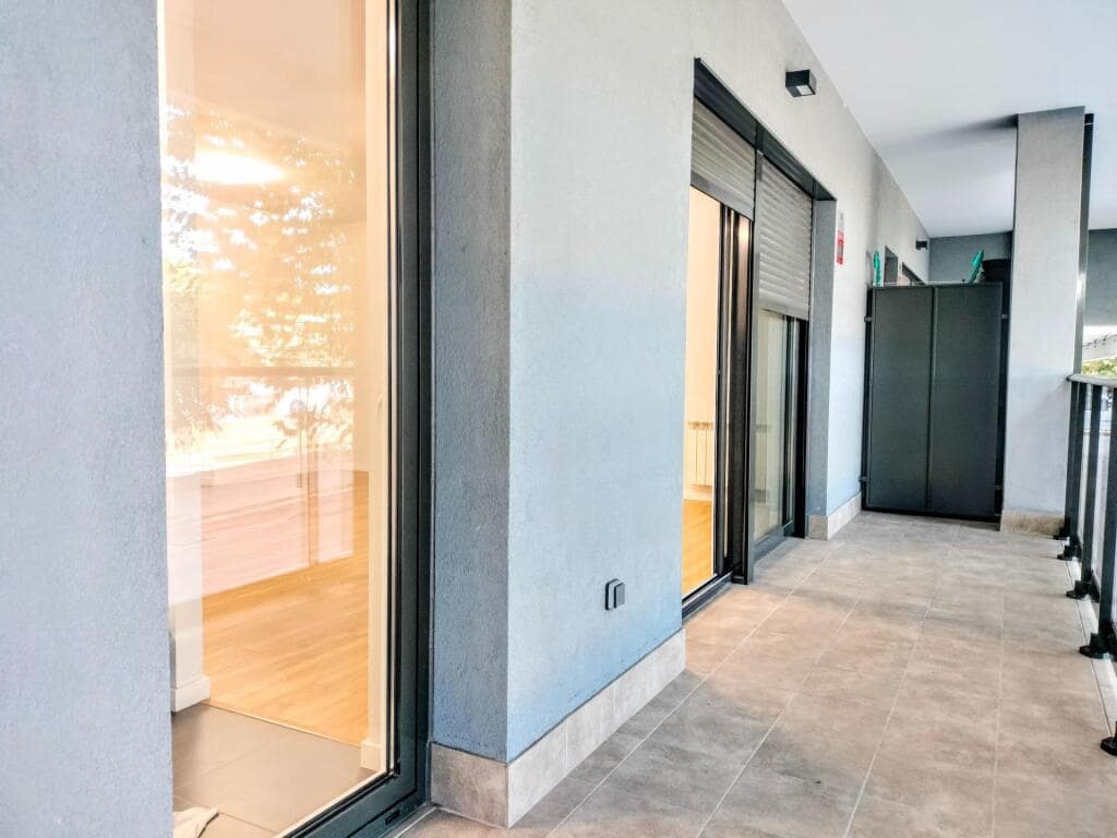 4 soveværelse Lejlighed til leje i Mataro med swimmingpool - € 2.100 (Ref: 9262466)