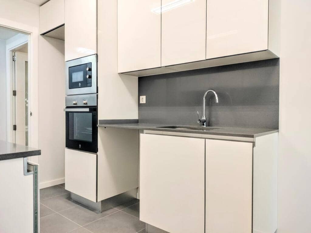 4 soveværelse Lejlighed til leje i Mataro med swimmingpool - € 2.100 (Ref: 9262466)