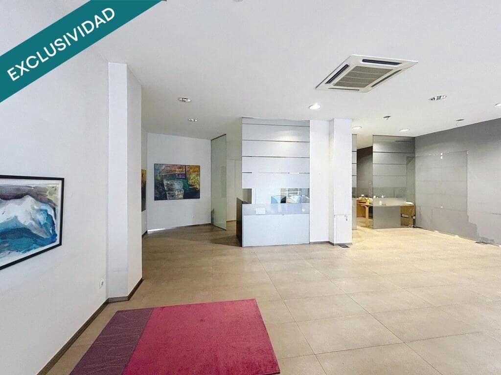 Kaupallinen myytävänä paikassa Santiago de Compostela - 412 000 € (Ref: 9262468)