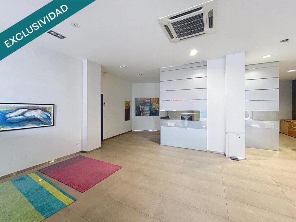 Kaupallinen myytävänä paikassa Santiago de Compostela - 412 000 € (Ref: 9262468)