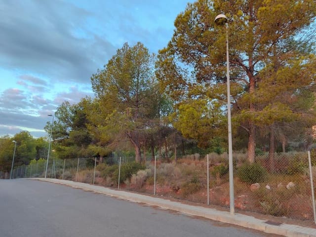 Terrain à Bâtir à vendre à Gilet - 75 000 € (Ref: 9262475)