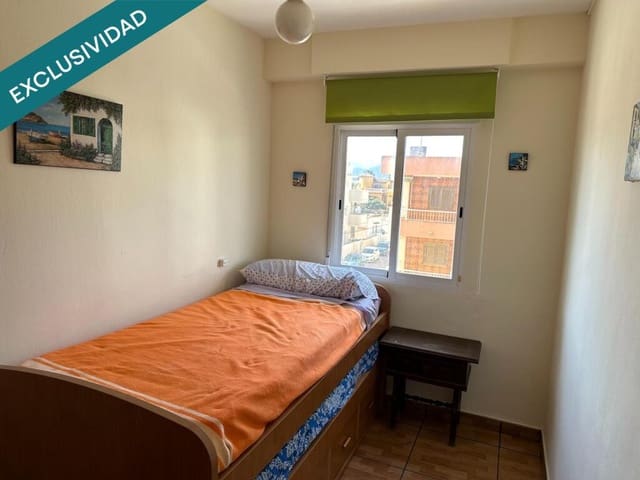 3 soveværelse Lejlighed til salg i Oliva Playa, Oliva - € 150.000 (Ref: 9262478)