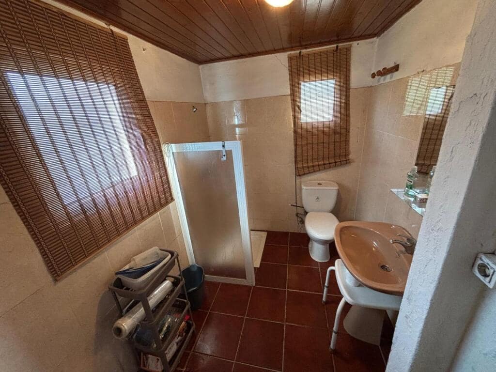 3 soverom Villa til salgs i Arbo med garasje - € 140 000 (Ref: 9264284)