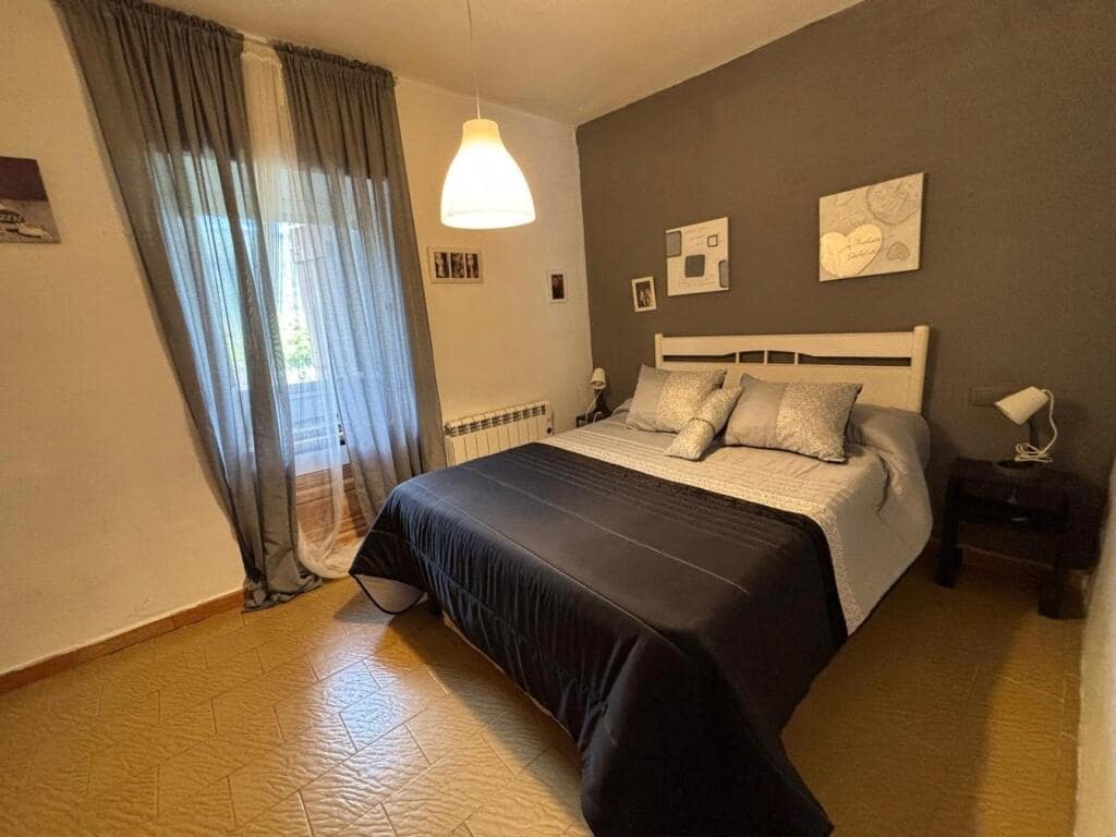 3 soverom Villa til salgs i Arbo med garasje - € 140 000 (Ref: 9264284)