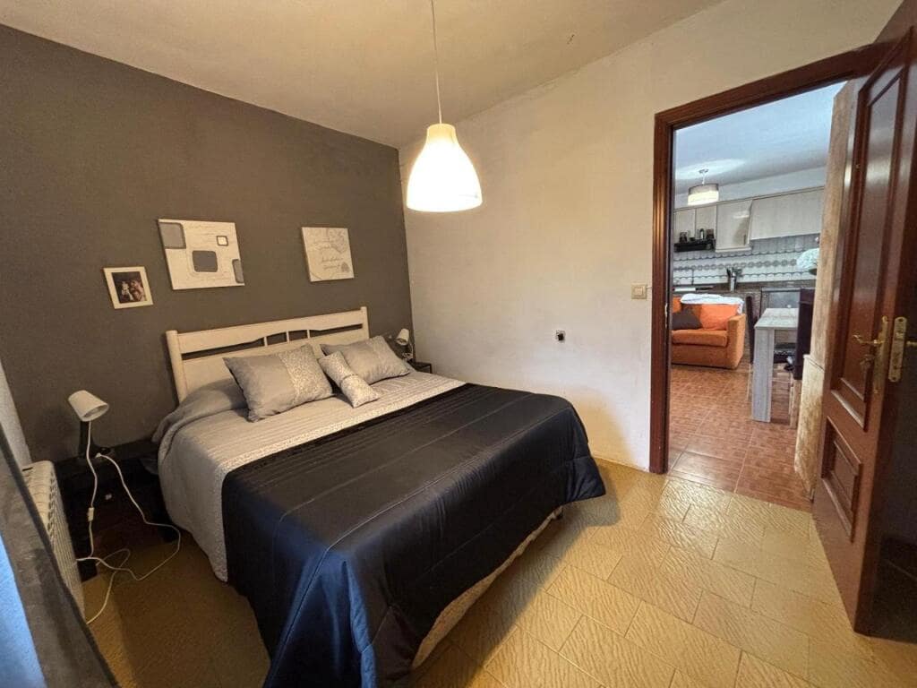 3 soverom Villa til salgs i Arbo med garasje - € 140 000 (Ref: 9264284)