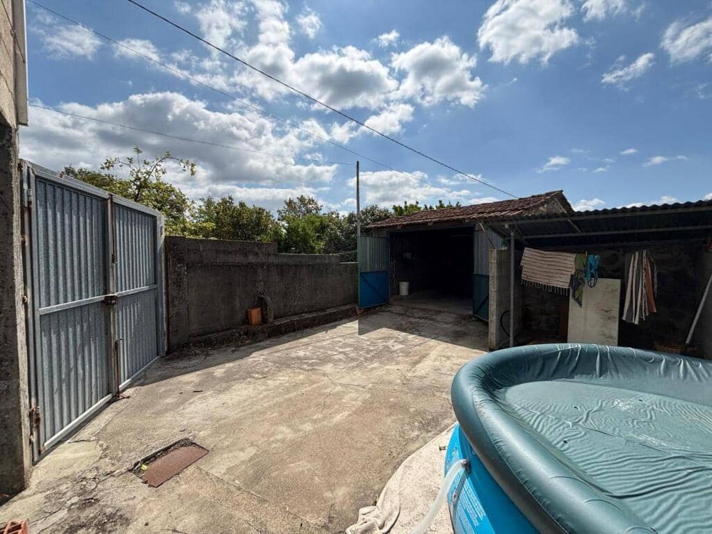 3 soverom Villa til salgs i Arbo med garasje - € 140 000 (Ref: 9264284)