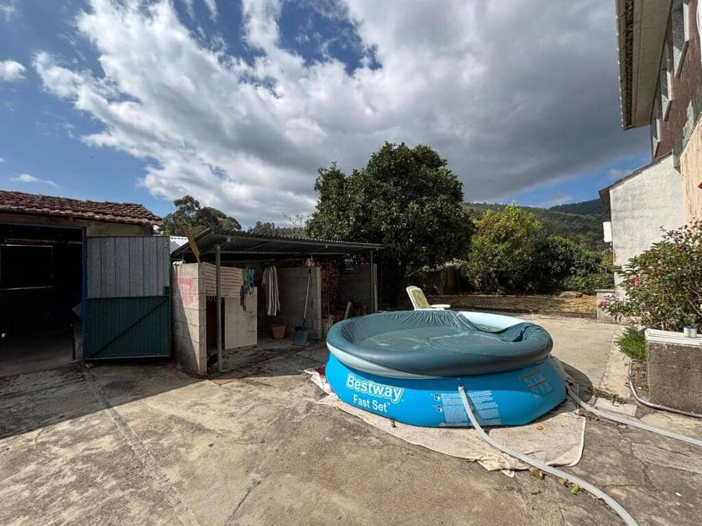 3 soverom Villa til salgs i Arbo med garasje - € 140 000 (Ref: 9264284)