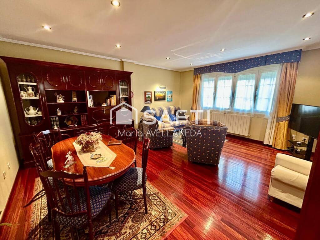 6 soverom Villa til salgs i Valencia de Don Juan med garasje - € 260 000 (Ref: 9264286)