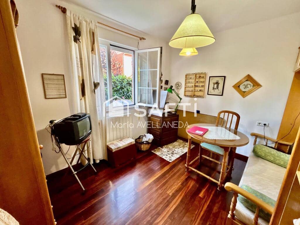 6 soverom Villa til salgs i Valencia de Don Juan med garasje - € 260 000 (Ref: 9264286)