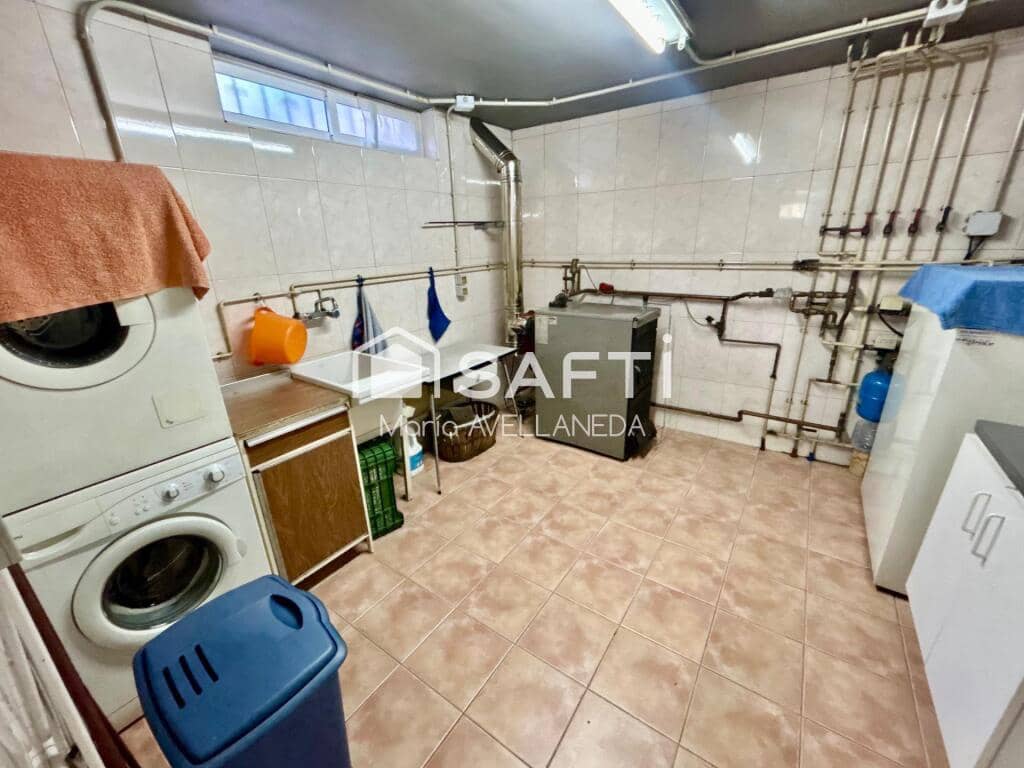 6 soverom Villa til salgs i Valencia de Don Juan med garasje - € 260 000 (Ref: 9264286)