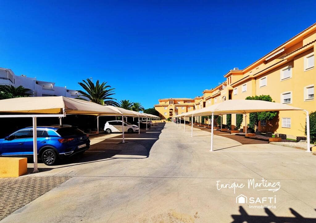 2 soveværelse Lejlighed til leje i Denia med swimmingpool - € 1.100 (Ref: 9264288)